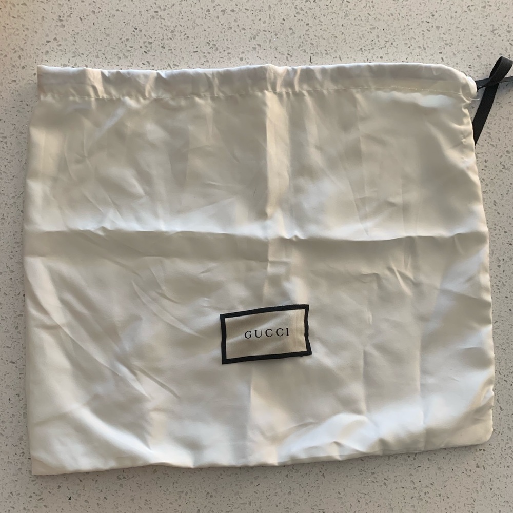 Gucci dust bag